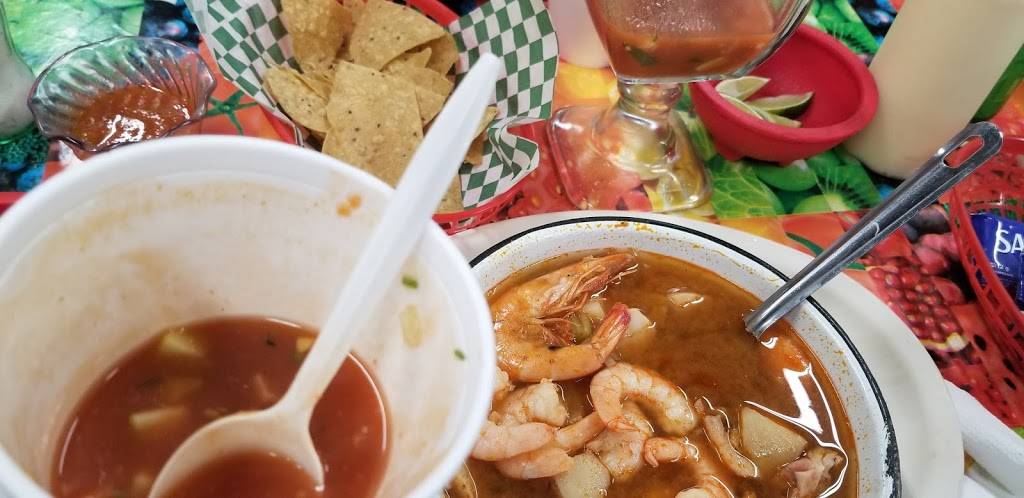 Carnitas y Mariscos Las Morelianas | 2822 Imperial Ave, San Diego, CA 92102, USA | Phone: (619) 239-6284