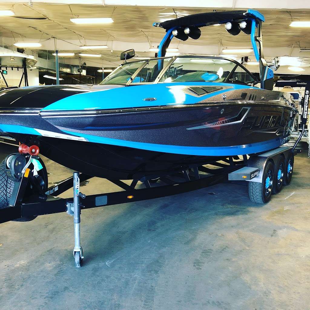 Rinkers Boat World at Lakeshore | 15225 Walden Rd, Montgomery, TX 77356 | Phone: (936) 448-2628