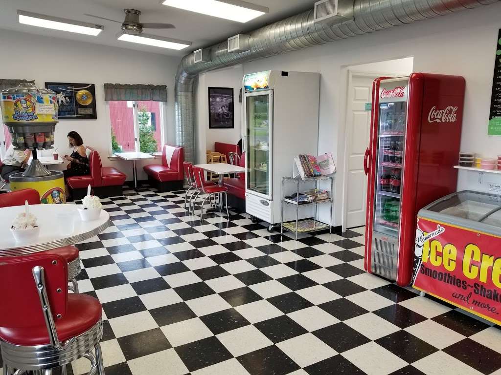 Thee Ice Cream Parlor | 463 US-202, Flemington, NJ 08822 | Phone: (908) 284-1233