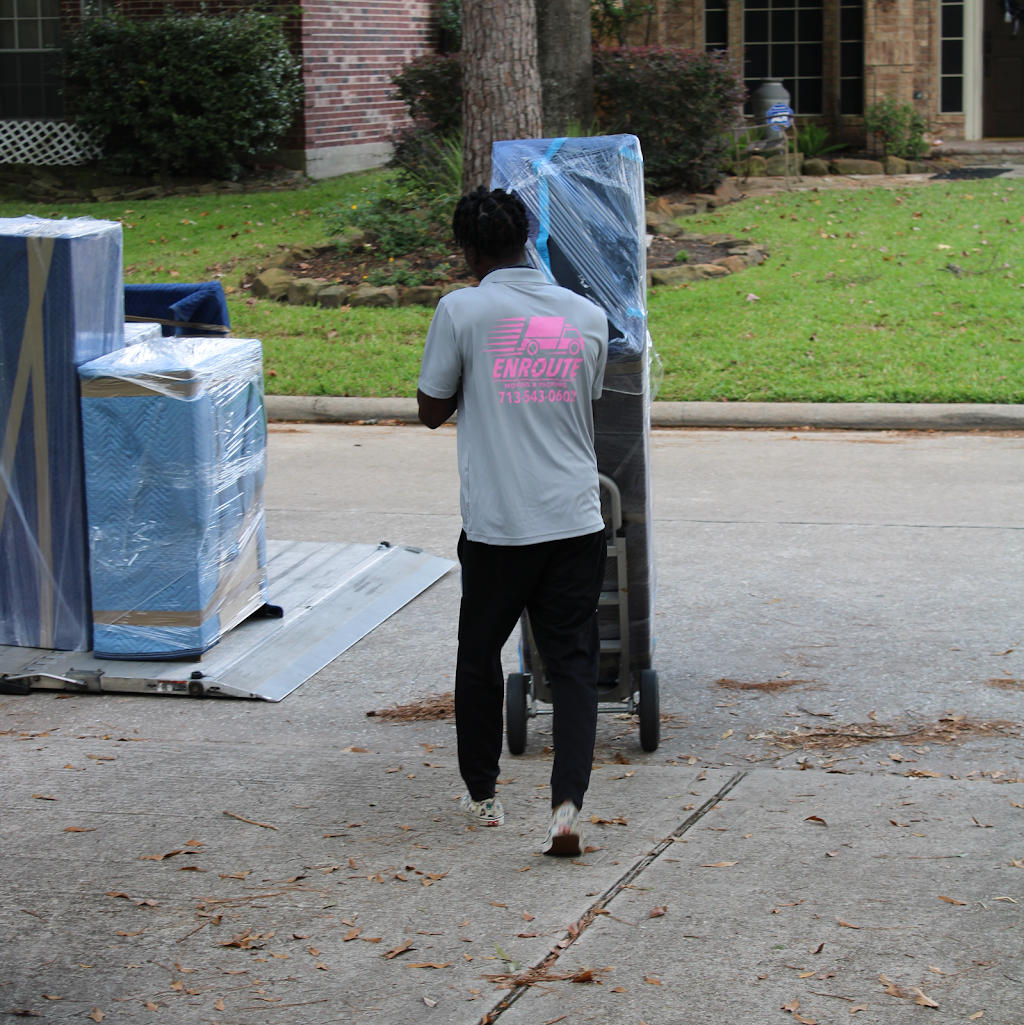 Enroute Movers | 14580 Crosby Fwy #307, Houston, TX 77049, USA | Phone: (713) 543-0602