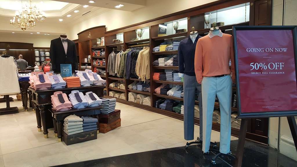 Brooks Brothers | 7800 Col. H. Weir Cook Memorial Dr, Indianapolis, IN 46241 | Phone: (317) 241-9026
