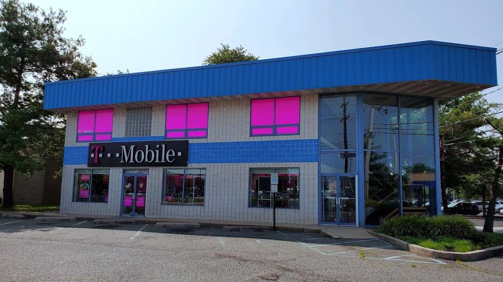 T-Mobile | 580 Route 38 East, Maple Shade Township, NJ 08052, USA | Phone: (856) 608-6073