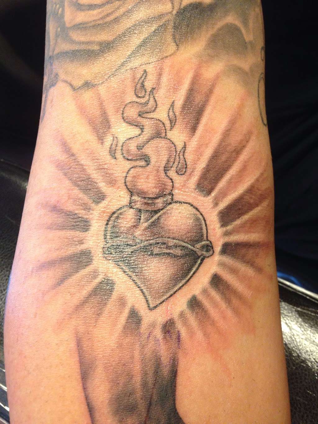 Point Of Entry Tattoo | 127 Rockingham Rd #14, Derry, NH 03038, USA | Phone: (603) 818-4047