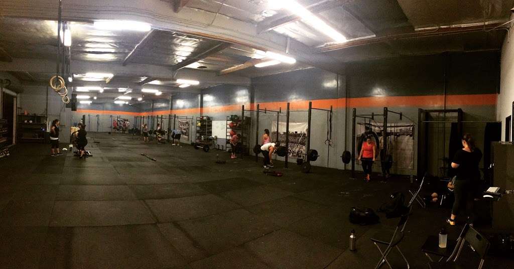 CrossFit Structured | 401 S Richman Ave, Fullerton, CA 92832, USA | Phone: (714) 738-1717