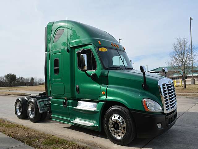 Trucks of Houston | 10011 N Loop E Fwy, Houston, TX 77029, USA | Phone: (888) 843-3456