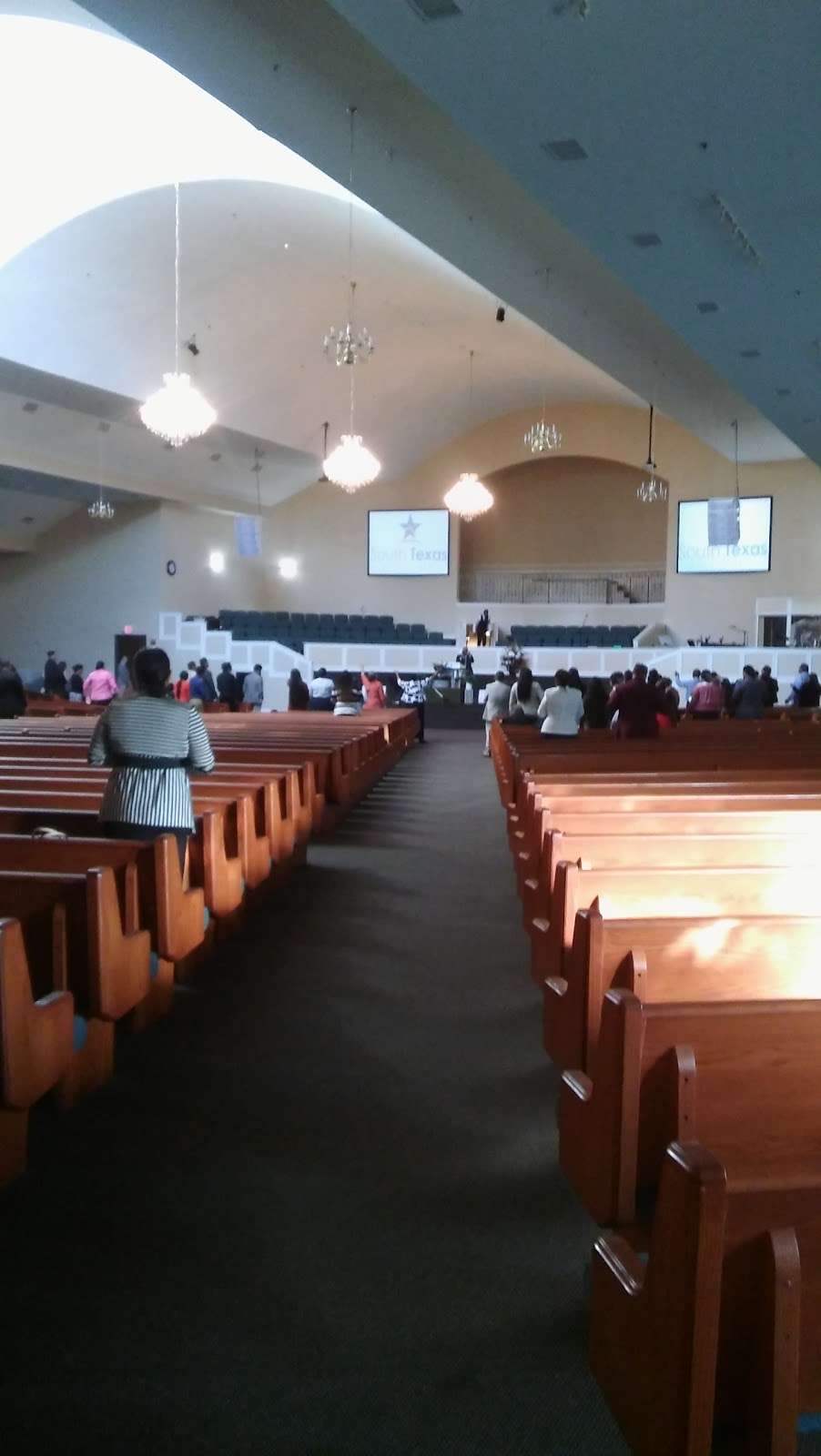 Iglesia Pentecostal Unida Hispana #3 | 5365 W Airport Blvd, Houston, TX 77035, USA | Phone: (713) 283-6800
