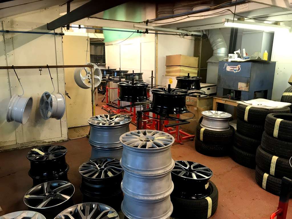 Wheel Doctor Alloy Wheel Refurbishment | Instagram wheel_repair_service Unit 1, Wheel Doctor, 100 Redehall Rd, Smallfield, Horley RH6 9RS, UK | Phone: 01342 459094