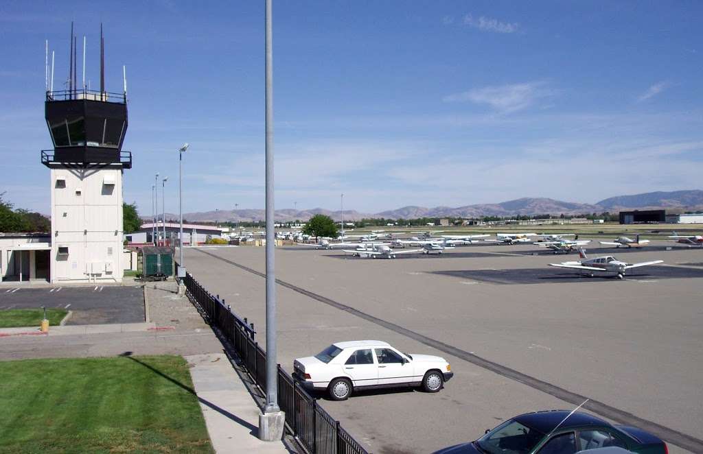 Livermore Municipal Airport | 680 Terminal Cir, Livermore, CA 94551, USA | Phone: (925) 960-8220