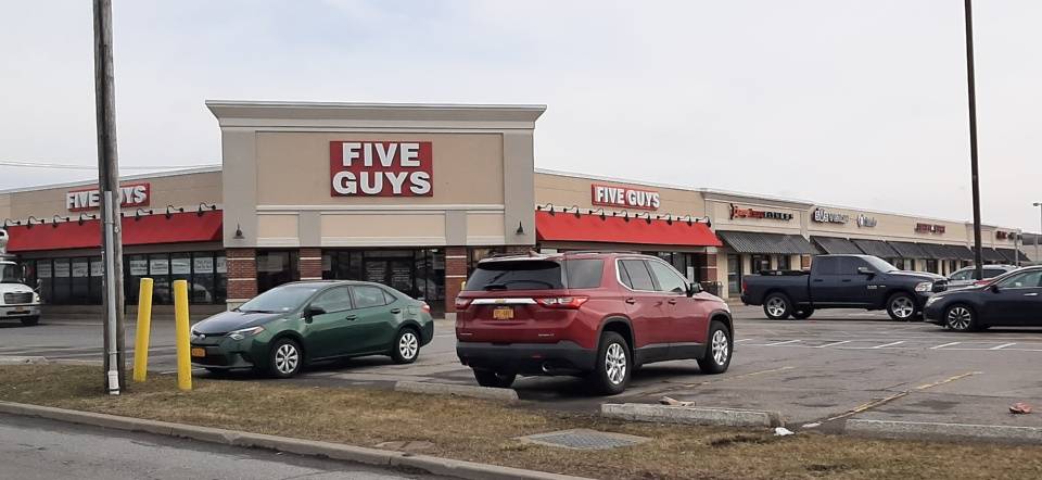 Five Guys | 1551 Niagara Falls Blvd, Amherst, NY 14228, USA | Phone: (716) 424-0129