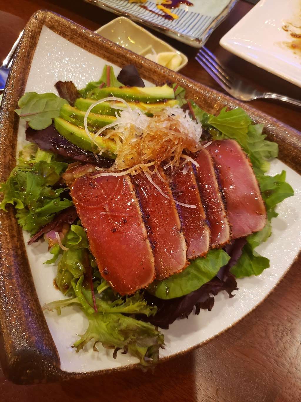 Sake Asian Sushi Wine Bar | 18921 University Blvd #900, Sugar Land, TX 77479, USA | Phone: (281) 778-7900