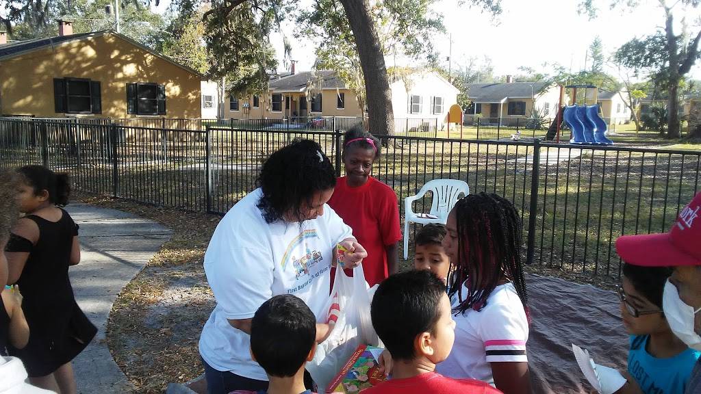 Reeves Terrace Neighborhood Center | 150 Mc Jordan Ave, Orlando, FL 32801, USA | Phone: (407) 246-4471
