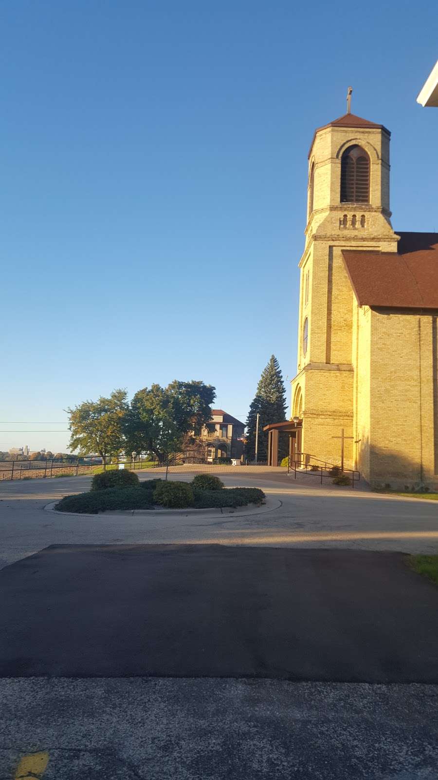 Saint Lawrence Catholic Church | W4791 US-18, Jefferson, WI 53549, USA