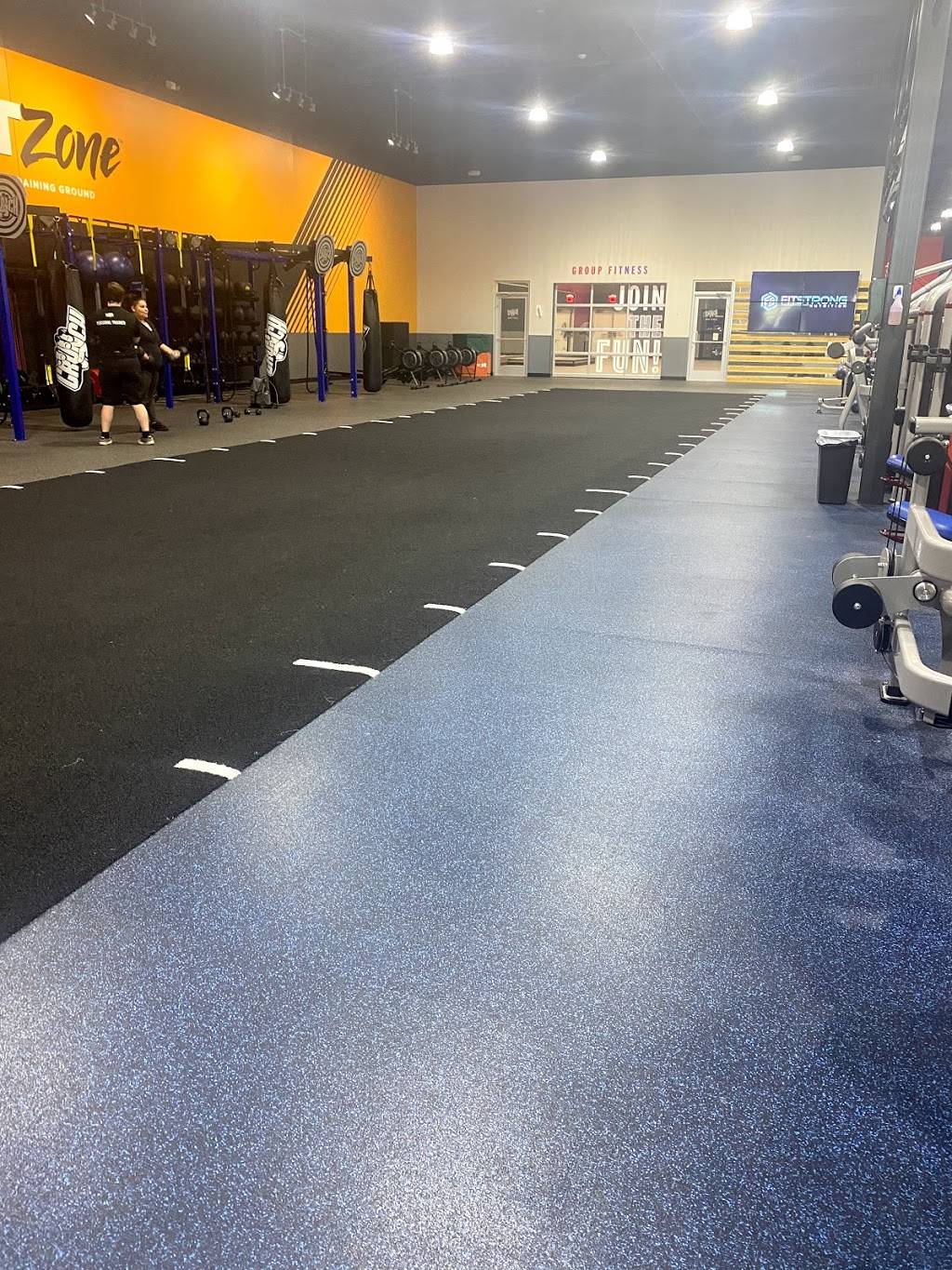 Crunch Fitness - Avondale | 10050 W McDowell Rd #120, Avondale, AZ 85392, USA | Phone: (623) 936-0412