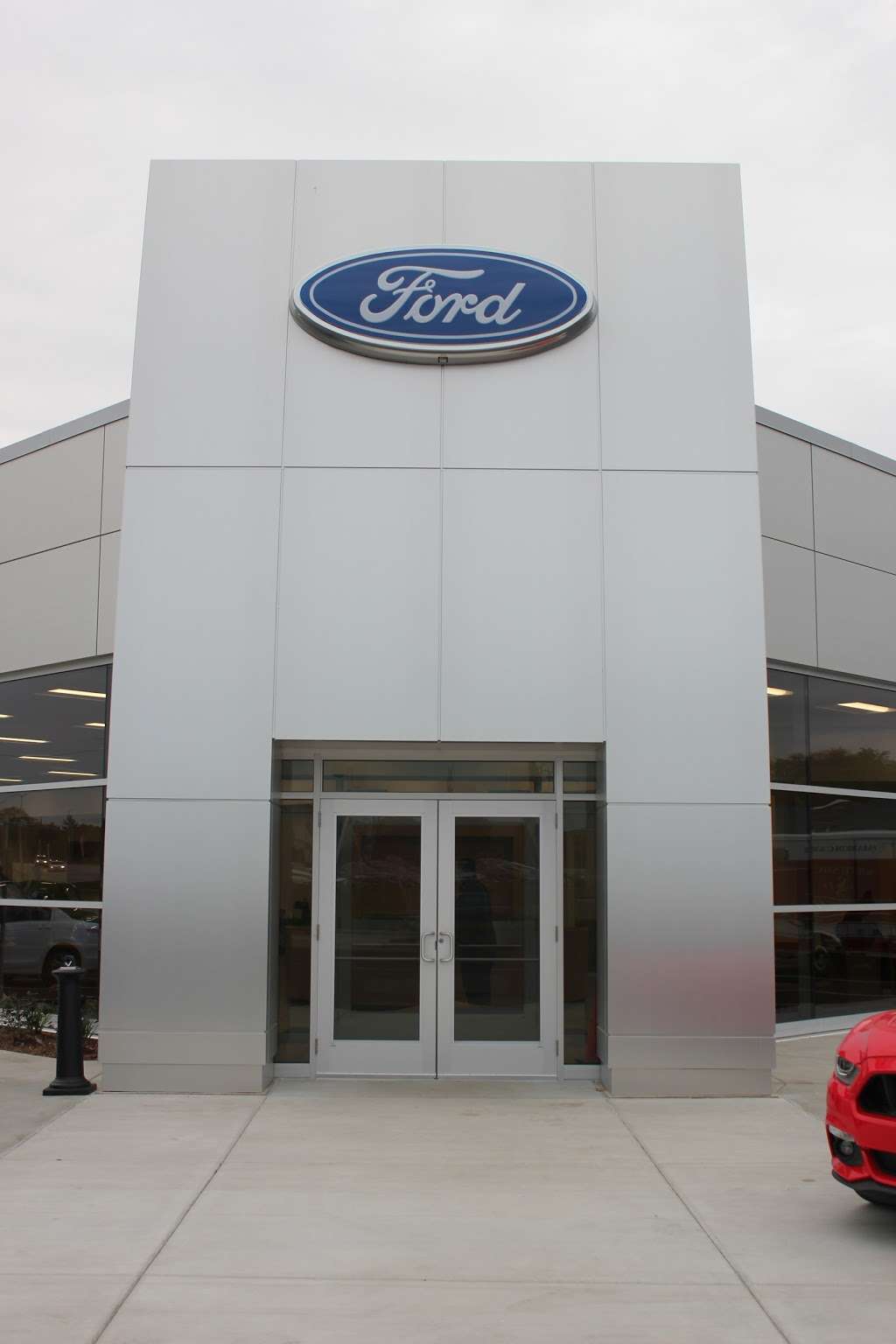 Hiller Ford | 6455 S 108th St, Franklin, WI 53132, USA | Phone: (414) 425-1000