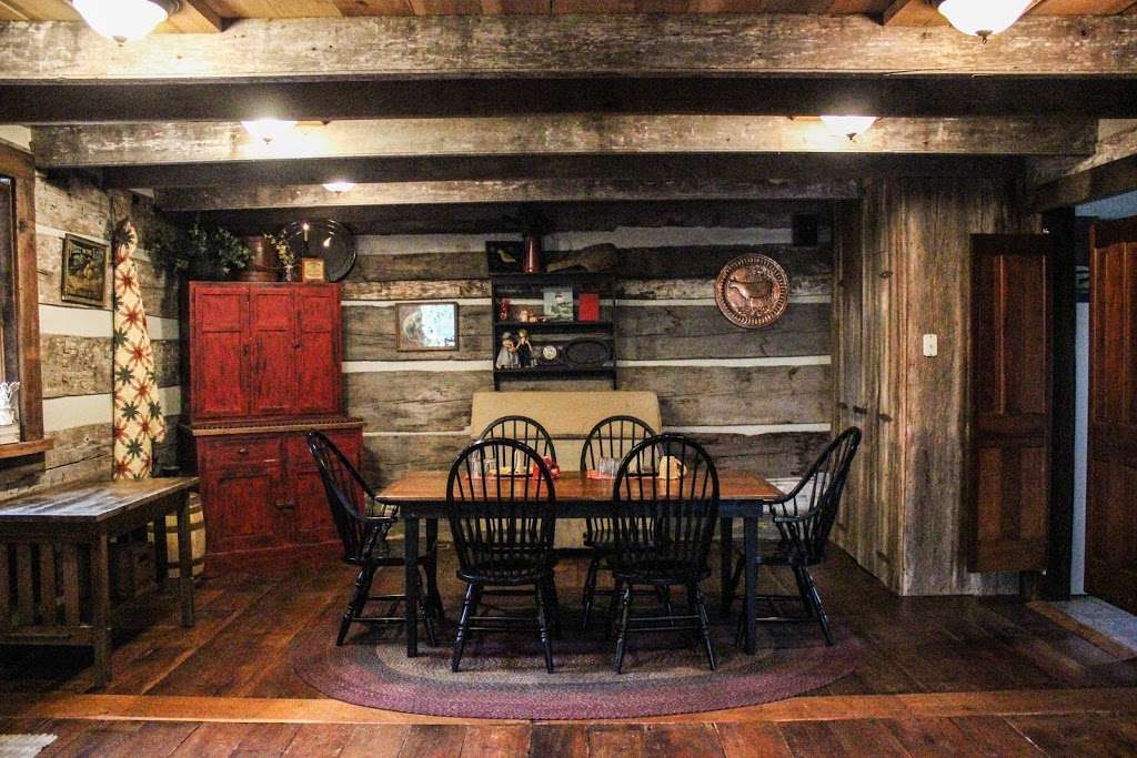 Stone Cabin Inn | 1765 W Blubaugh Ave, Thorntown, IN 46071 | Phone: (765) 325-2418