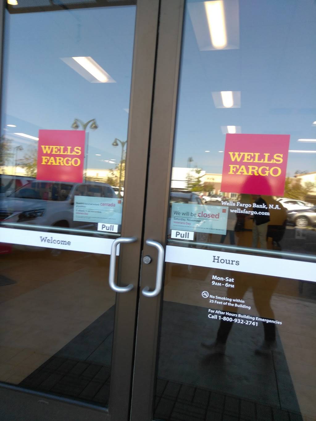 Wells Fargo Bank | 10610 Stockdale Hwy Ste 100, Bakersfield, CA 93311, USA | Phone: (661) 493-2915