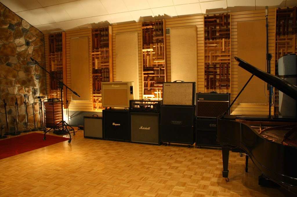 Soundmine Recording Studios | 1536 Cherry Lane Rd, East Stroudsburg, PA 18301 | Phone: (570) 223-2237