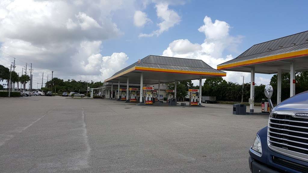 4 Points Market Shell | 9975 US-441, Boynton Beach, FL 33472 | Phone: (561) 742-0050