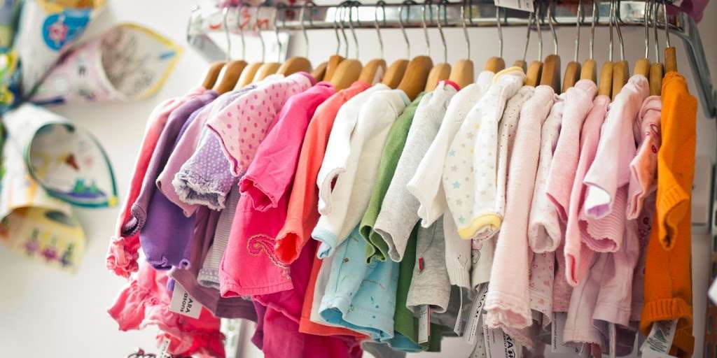 FARA Kids Charity Shop | 18A The Green, London W5 5DA, UK | Phone: 020 8579 1731