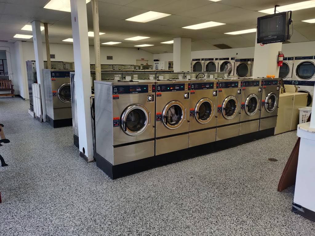 Geogian Hills Coin Laundry | 3631 N Watkins St, Memphis, TN 38127, USA | Phone: (901) 651-6072