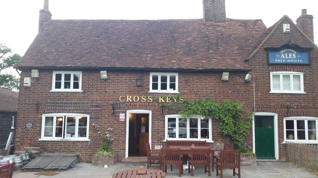 The Cross Keys | Gustard Wood, Ballslough Hill, St Albans AL4 8LA, UK | Phone: 01582 832165