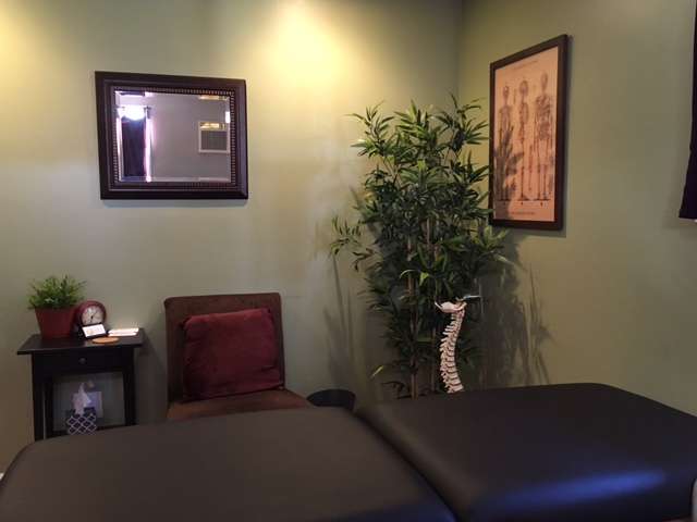 Zen Wellness Dr. Bobbi Jones DC, Dr. Dawn Runge DC | 2346 Hyperion Ave, Los Angeles, CA 90027, USA | Phone: (323) 662-0177
