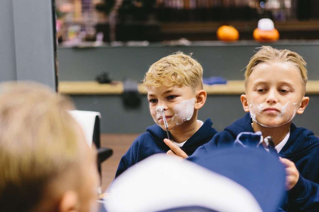 Gould Barbers - Gatwick | Reigate Rd, Horley RH6 0AT, UK