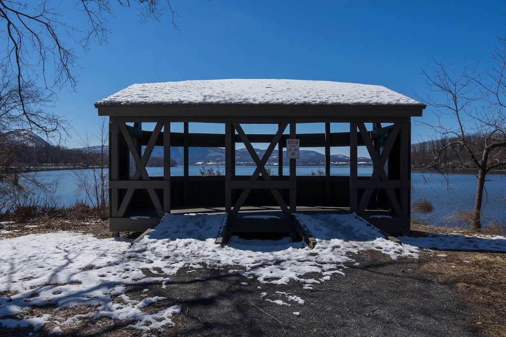 Dennings Point State Park | Dennings Point Trail, Beacon, NY 12508, USA