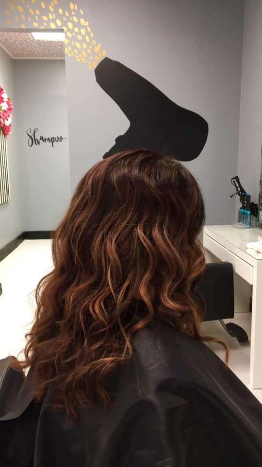 The Style Blow Dry Bar at Hang It Up Boutique | 18417 TX-105 Suite 1, Montgomery, TX 77356, USA | Phone: (936) 449-8118