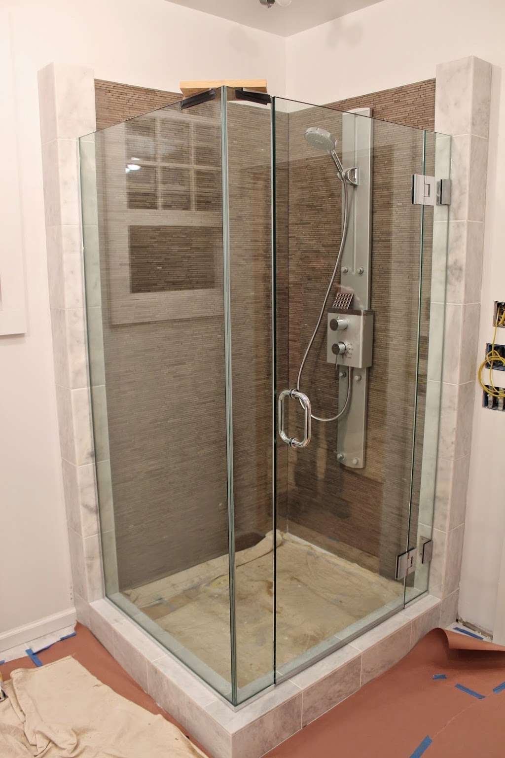 Absolute Shower Doors | 2455 Central Park Ave, Yonkers, NY 10710, USA | Phone: (914) 963-6007