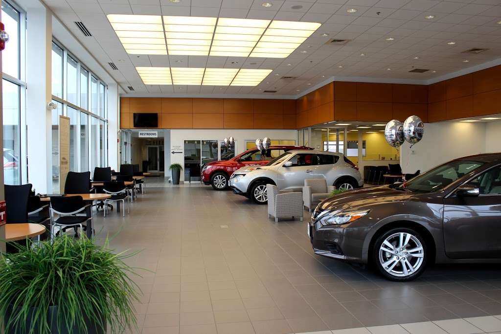 Commonwealth Nissan | 1 Commonwealth Dr, Lawrence, MA 01841, USA | Phone: (978) 685-3400