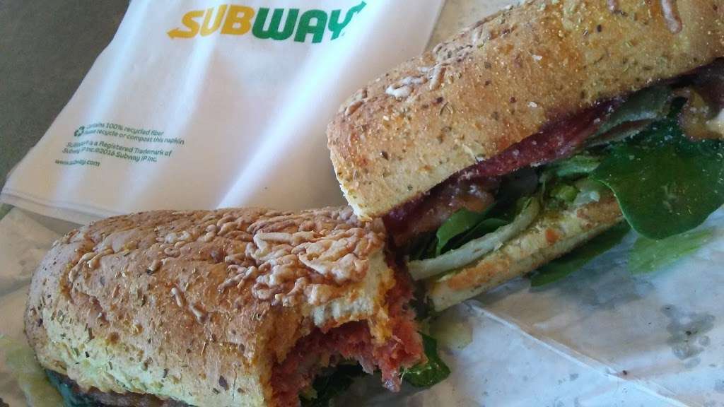 Subway | 2835 N 16th St Suite 5, Phoenix, AZ 85006, USA | Phone: (602) 230-2862