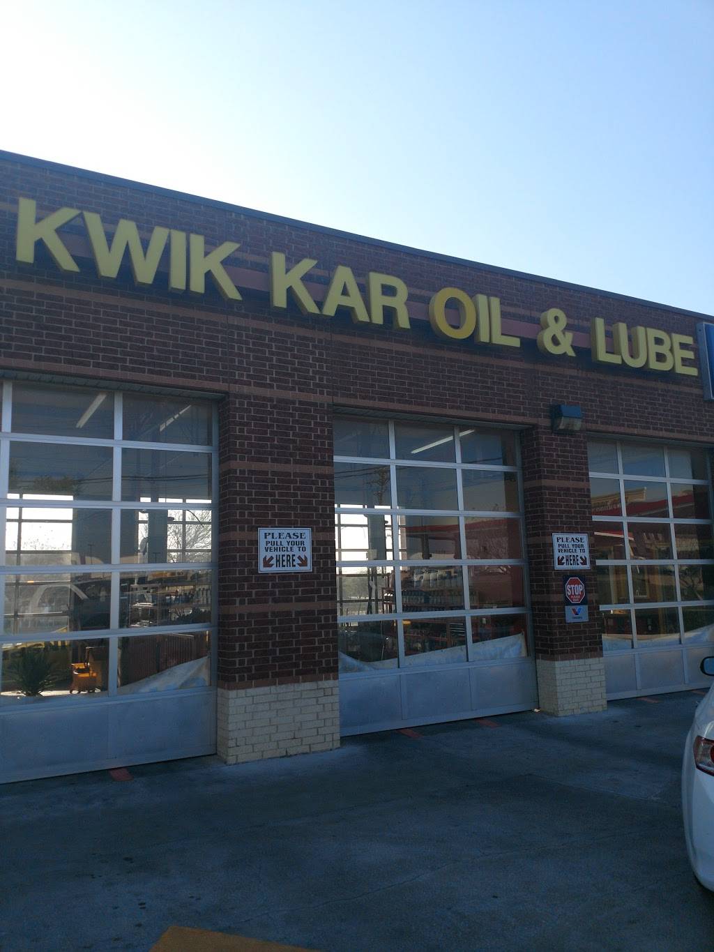 Kwik Kar Lube & Tune | 1888 Esters Rd, Irving, TX 75061, USA | Phone: (972) 514-0510