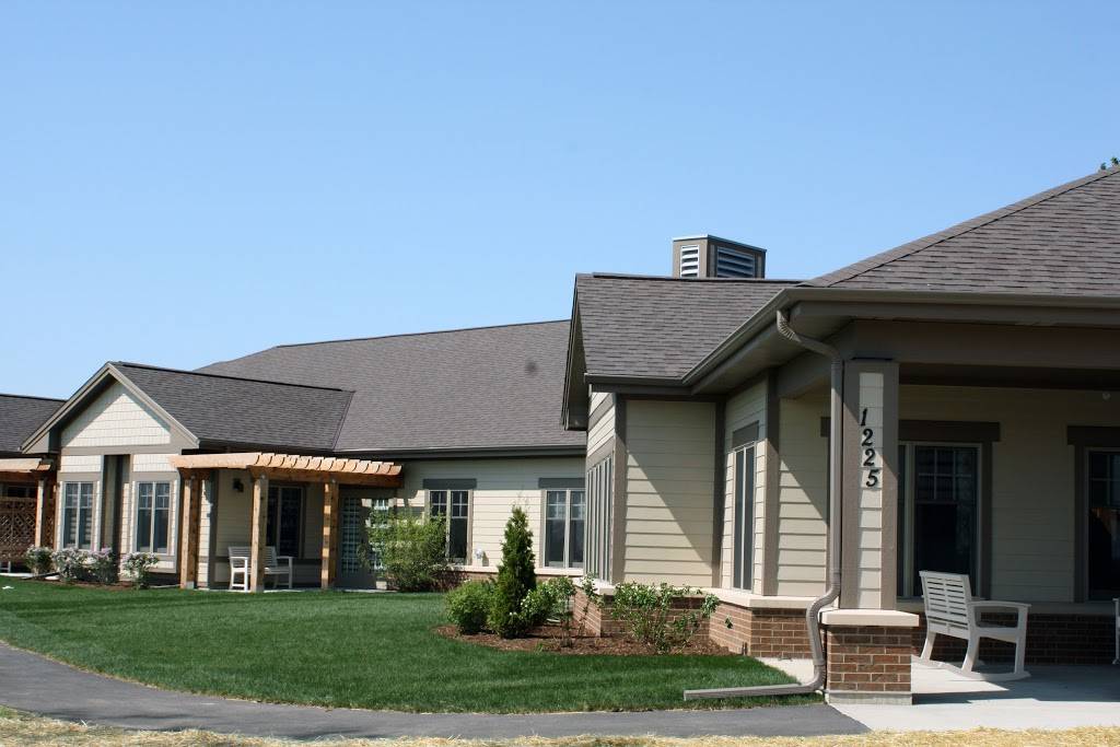 Rainbow Hospice Care Inpatient Center | 1225 Remmel Dr, Johnson Creek, WI 53094, USA | Phone: (920) 674-6255