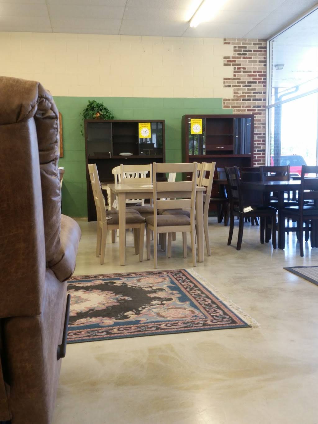 Blackwells Furniture | 4417 Pinson Valley Pkwy, Birmingham, AL 35215, USA | Phone: (205) 853-4691