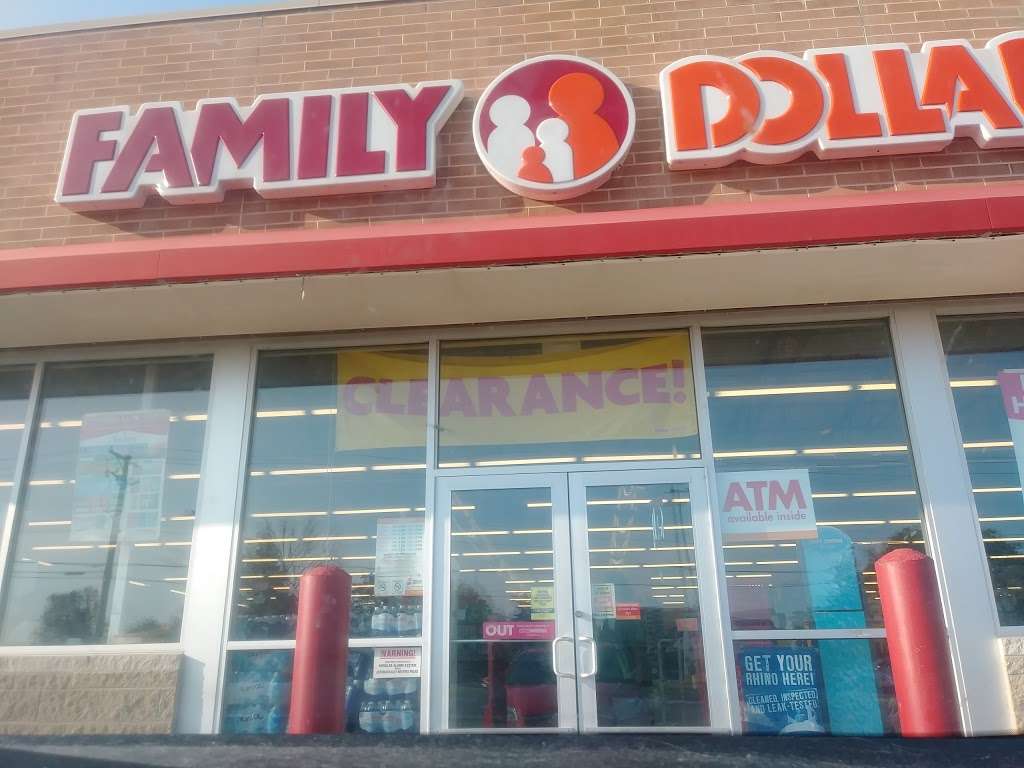 Family Dollar | 806 University Pkwy, University Park, IL 60484 | Phone: (708) 534-5502