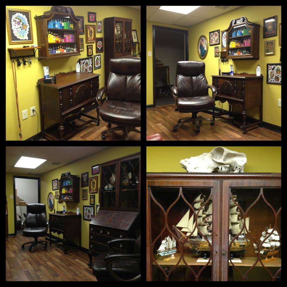Red Sparrow Tattoo Shop | 147 W Lancaster Ave, Downingtown, PA 19335, USA | Phone: (610) 269-3818