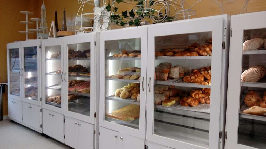 Panaderia Odalys | 580 W 24th St, Newton, NC 28658, USA | Phone: (828) 695-1177