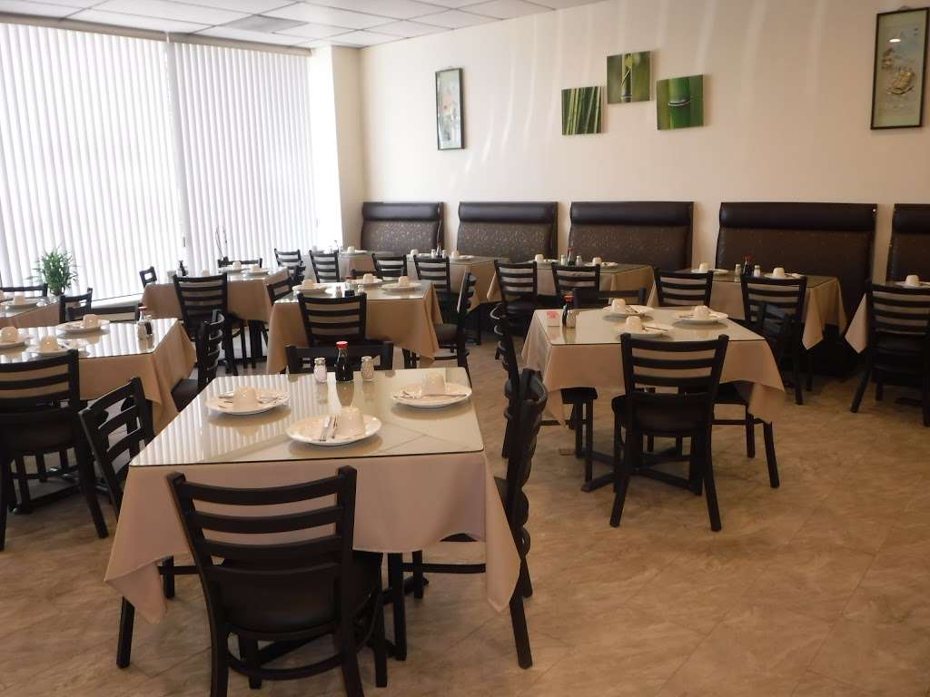 Penang Garden | B, 7601 Airpark Rd, Gaithersburg, MD 20879 | Phone: (301) 330-4286