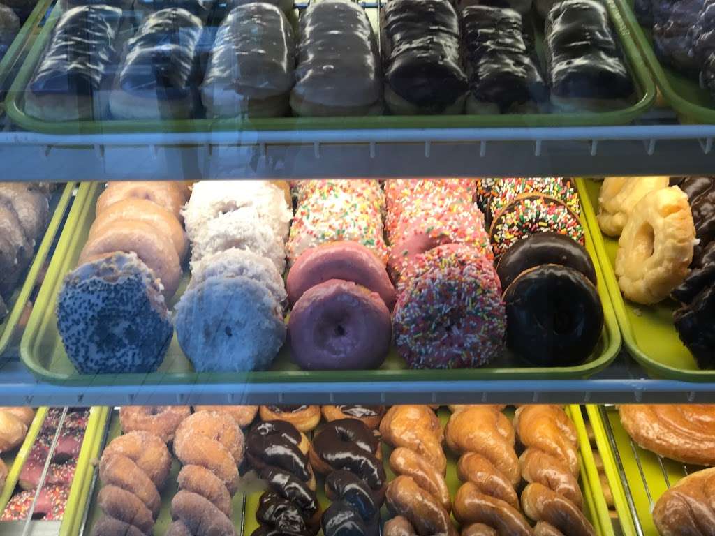 Instant Donuts | 6820 Alamo Pkwy #114, San Antonio, TX 78253, USA | Phone: (210) 451-5780