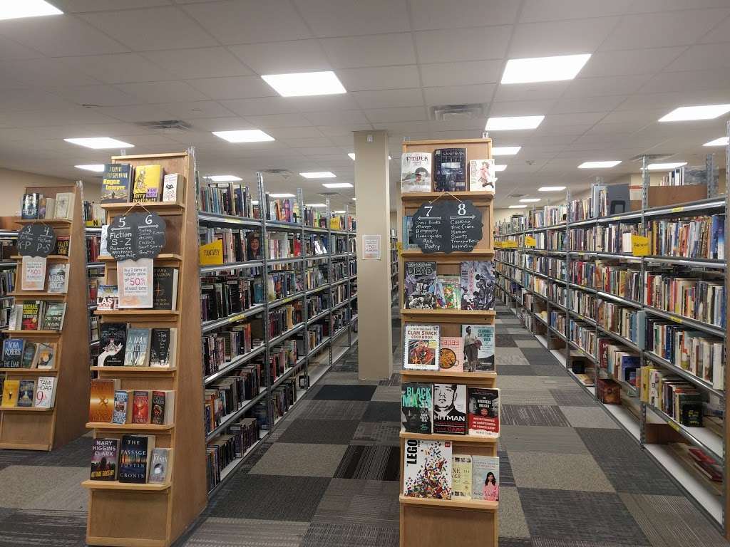 Used Book Superstore | 149 S Main St, Middleton, MA 01949, USA | Phone: (978) 304-0345