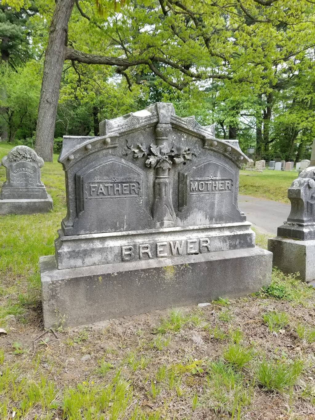 Evergreen Cemetery | 2060 Commonwealth Avenue, Brighton, MA 02135, USA | Phone: (617) 635-7359