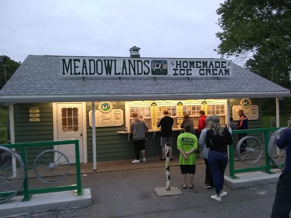 Meadowlands Ice Cream | 328 N Billerica Rd, Tewksbury, MA 01876, USA | Phone: (978) 454-6701