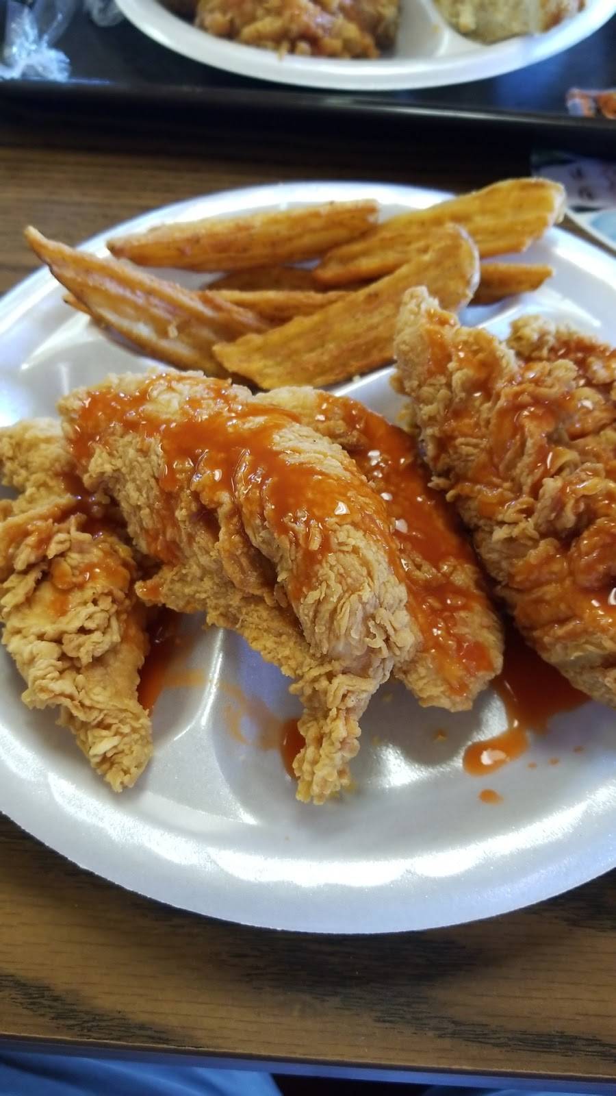 Lees Famous Recipe Chicken Rudisill | 220 E Rudisill Blvd, Fort Wayne, IN 46806 | Phone: (260) 744-4522