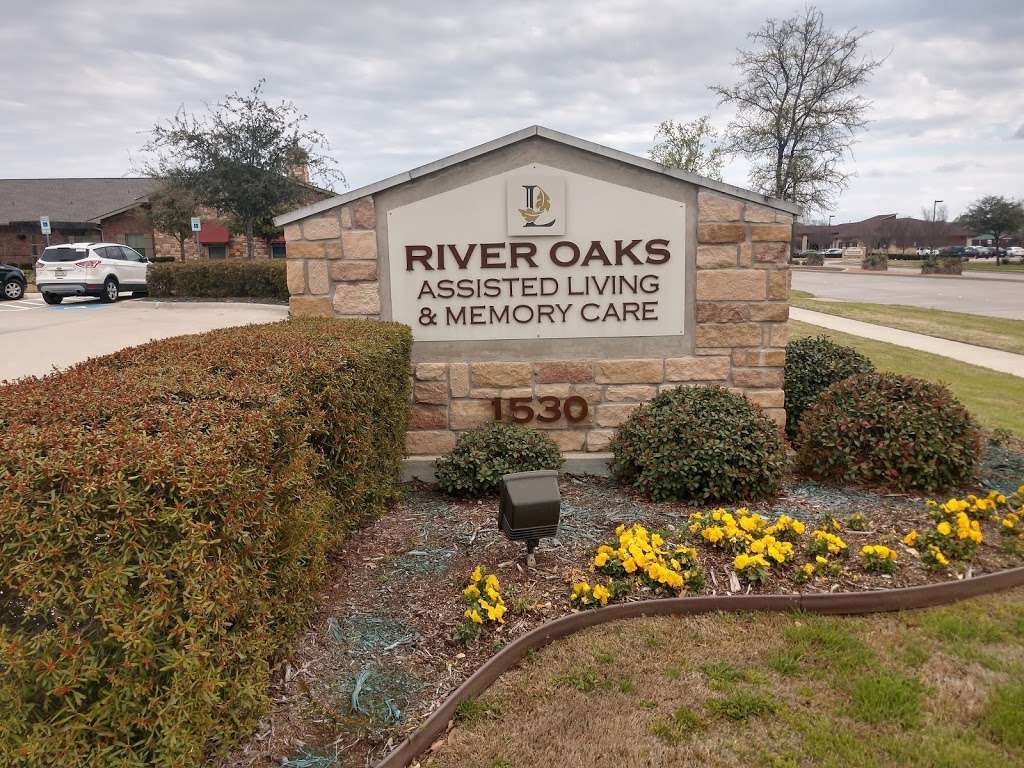 River Oaks Assisted Living | 1530 E Sandy Lake Rd, Coppell, TX 75019, USA | Phone: (469) 240-1624