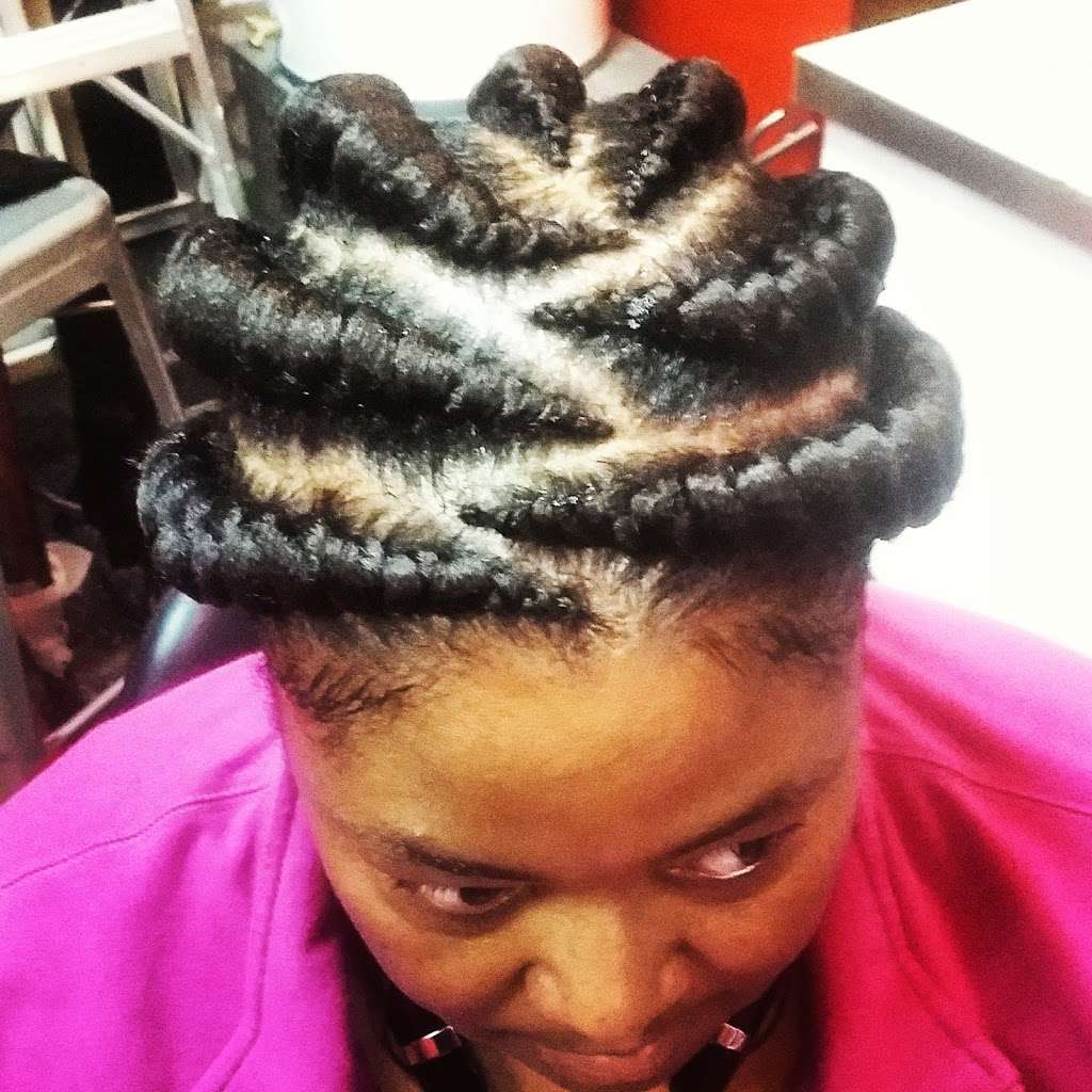 LaClass Hair Braiding & Weaving | 12777 Ashford Point Dr #2404, Houston, TX 77083, USA | Phone: (281) 940-5154