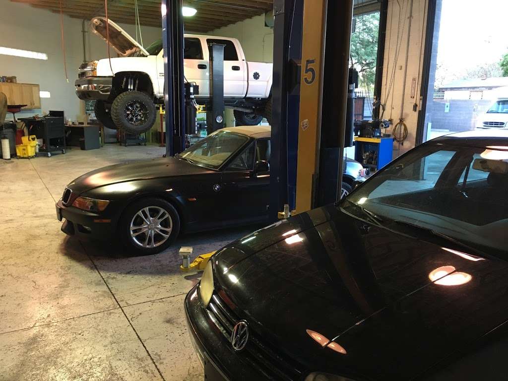 Solid Auto Repair | 22045 N 24th Ave, Phoenix, AZ 85027, USA | Phone: (623) 869-6702