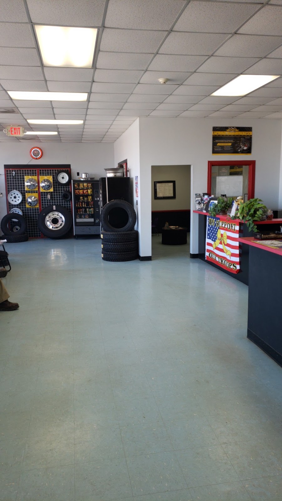 Hampton Roads Tire Service | 1828 S Military Hwy, Chesapeake, VA 23320, USA | Phone: (757) 543-1226