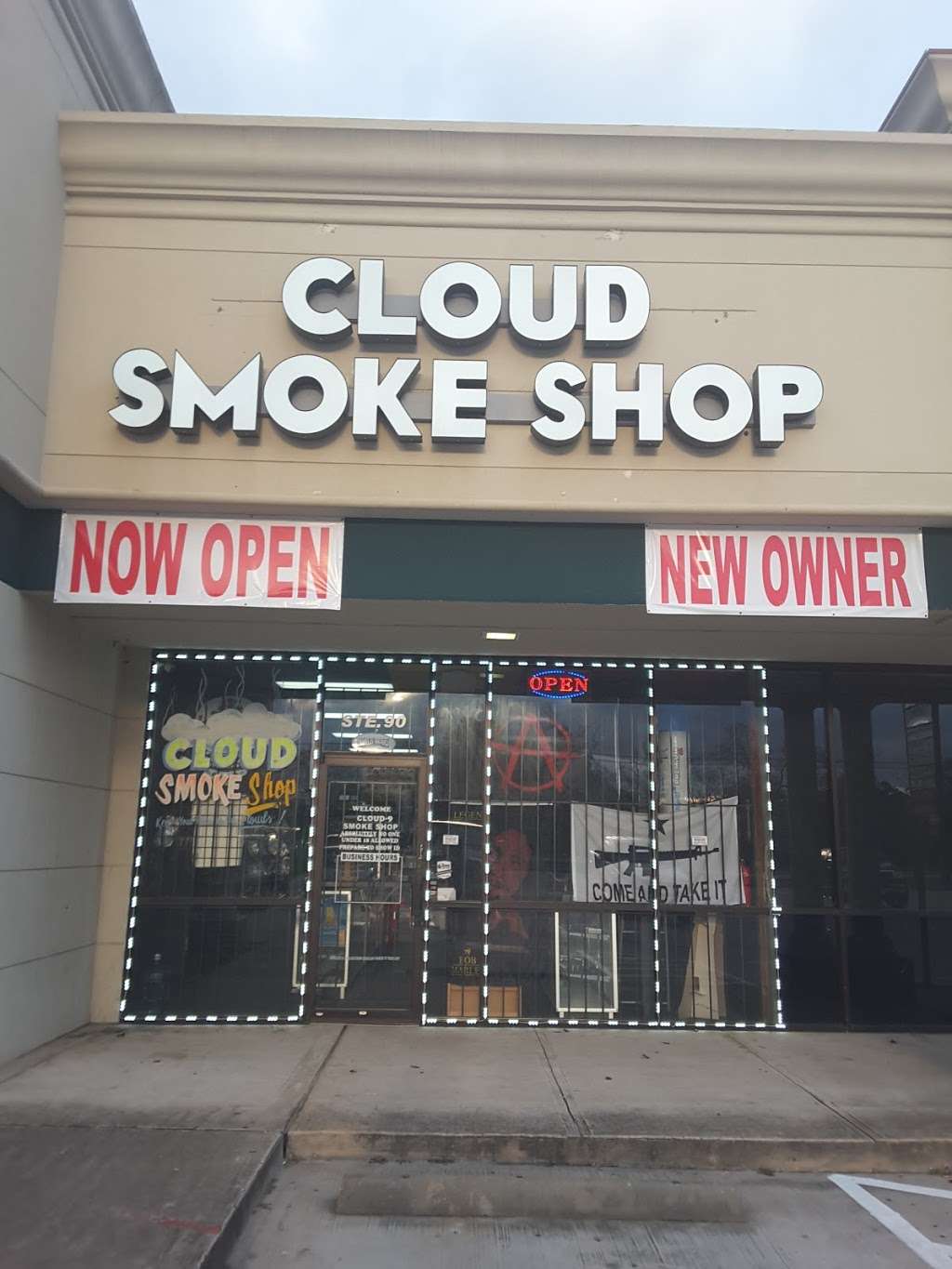 Cloud 9 Smoke Shop | 32350 TX-249 #90, Pinehurst, TX 77362, USA