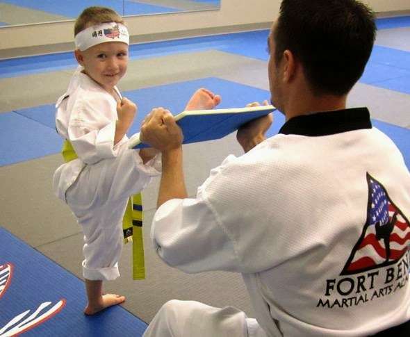 Fort Bend Martial Arts Academy | 727 Plantation Dr # 300, Richmond, TX 77406, USA | Phone: (281) 342-3262